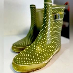 Chooka Womens Green Polkadot Rain Boots